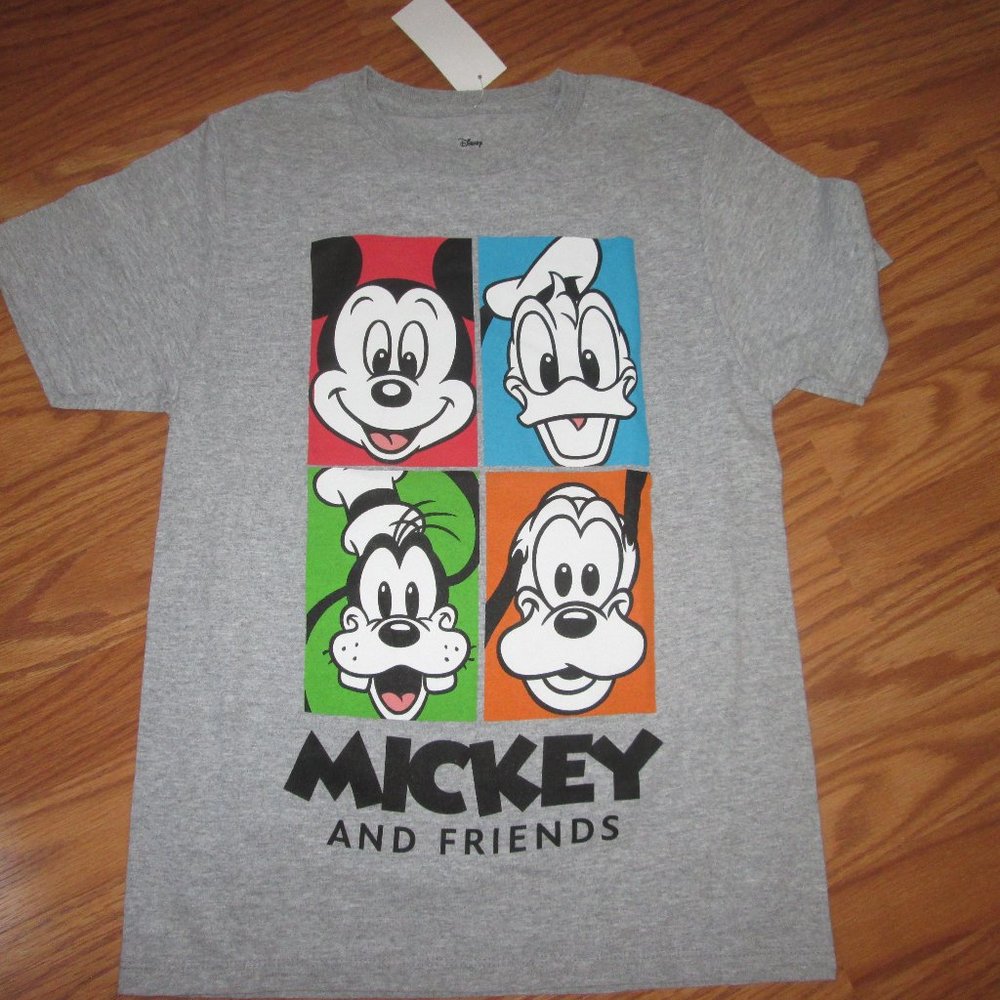 NWT Mickey and Friends Disney T Shirt Childs size Large